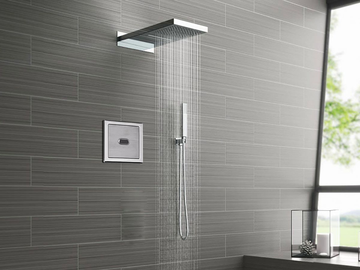 Được trang bị công nghệ Thermostat, sen tắm mang đến trải nghiệm tuyệt vời cho người dùng.